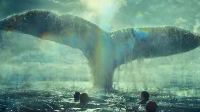 Film In the Heart of the Sea: Kisah Pemburu Ikan Paus Terdampar di Lautan