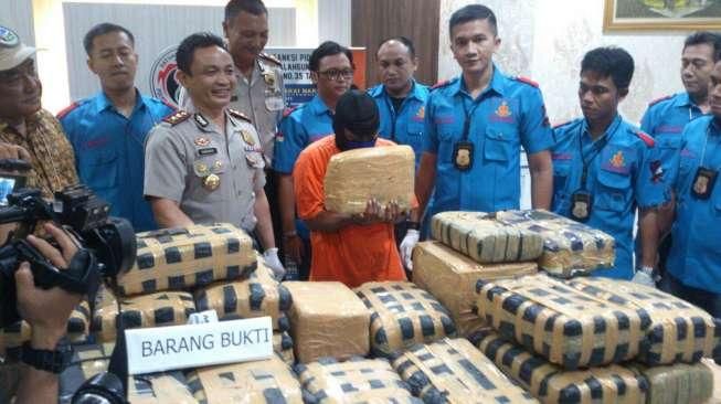 Polres Jaksel Sita Ratusan Kilogram Ganja dari Aceh