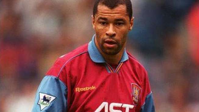 Paul McGrath, Tentang Masa Kelam, Alkohol, MU dan Aston Villa