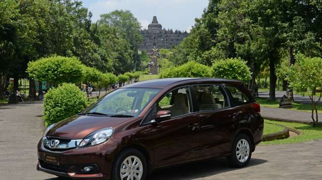 Honda Mobilio Sumbang Penjualan Tertinggi Honda  di November 2015