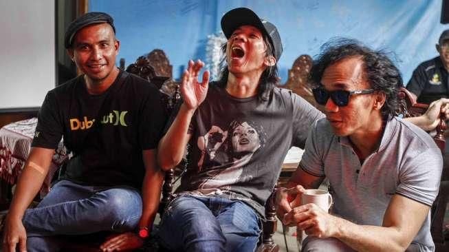 Personel Slank Tes HIV