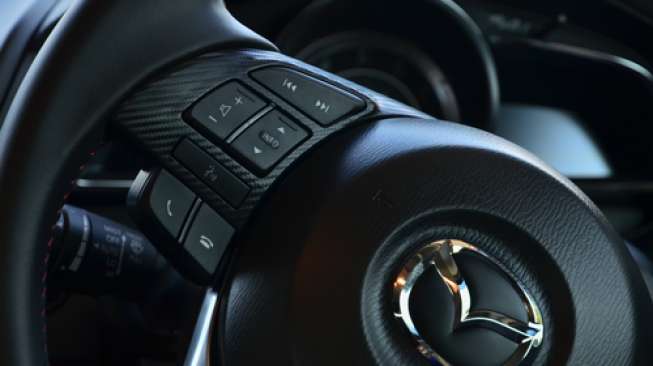 The Best 5 Oto: Mazda CX-50 Beredar di Amerika, Apresiasi Bagi Pramudi TransJakarta, Carlos Ghosn Bicara Aliansinya