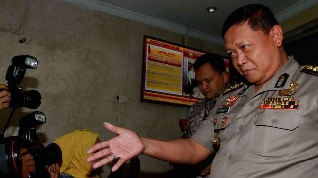 Prostitusi Artis, Bos Mucikari A Masih Buron