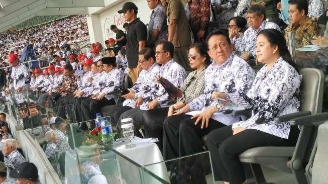 Wakili Jokowi di Acara Ultah PGRI, Puan Disoraki Guru