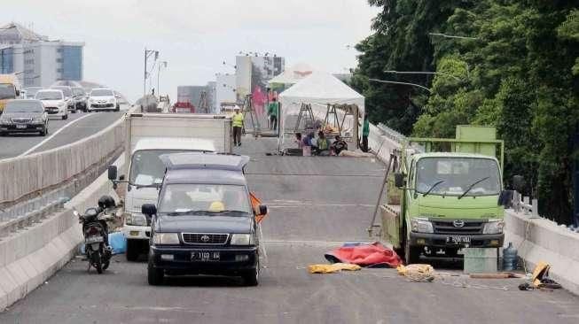 Flyover Kuningan Mulai Rampung