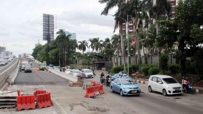 Flyover Kuningan Mulai Rampung