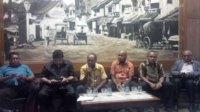 Masyarakat dan Tokoh Papua Desak Setnov Dicopot dari Posisinya