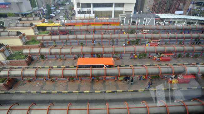 Pemandangan Berbeda Terminal Blok M Setelah Metromini Mogok