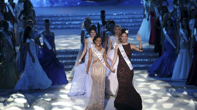 Pada Miss World di Sanya, Cina, Sabtu (19/12/2015) itu, Maria Harfanti menyabet gelar juara ketiga. Juara pertama direbut Miss Spanyol Mireia Lalaguna Royo disusul Miss Rusia Sofia Nikitchuk  di tempat kedua. [Reuters]