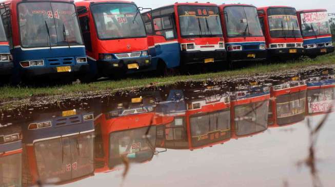 Metromini yang Sekarang Beroperasi Tinggal Sedikit