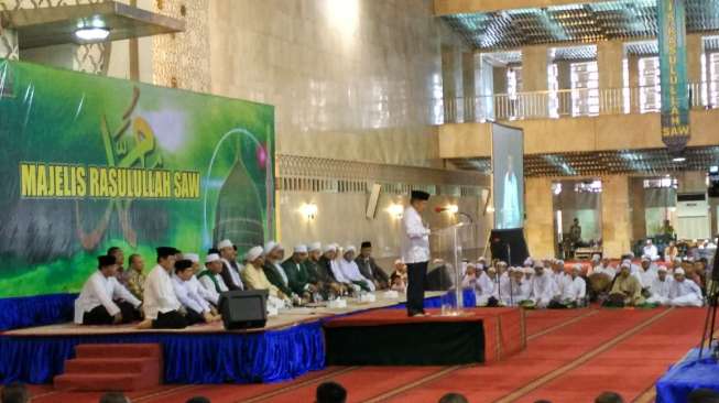 Di Hadapan Majelis Rasulullah, JK Sindir Pelaksanaan Zikir Akbar