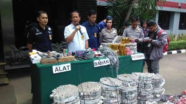 Larang Bakar Petasan, Polisi Jakarta Tak Razia Warga