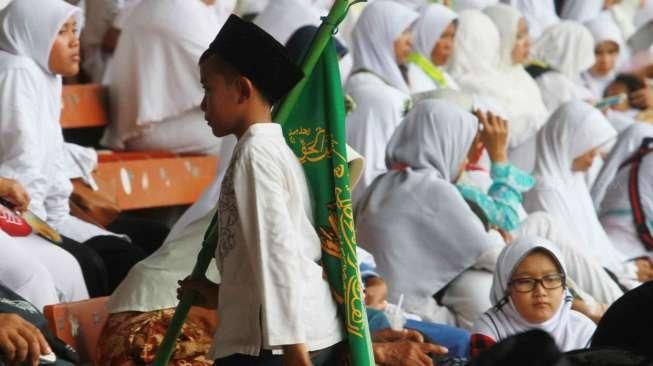 Acara Silaturahim Nasional Majelis Tafsir Al-Quran (MTA) digelar di Stadion Gelora Bung Karno (GBK), Jakarta, Minggu (27/12/2015). [Suara.com/Oke Atmaja]