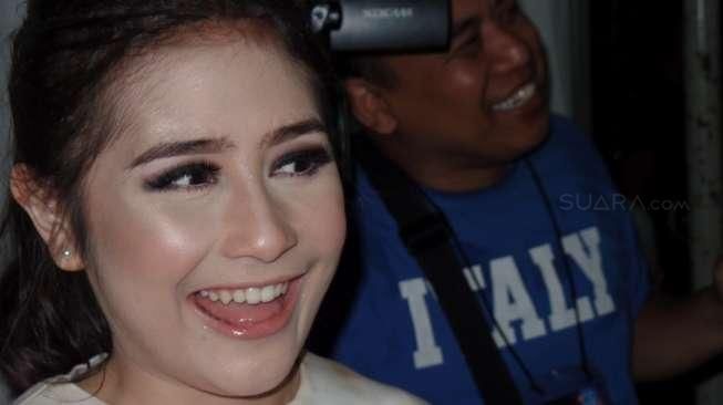 Menang PGA 2016, Kado Ultah Terindah Prilly Latuconsina