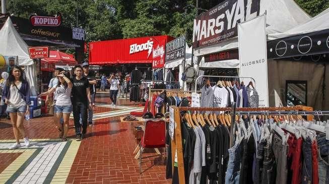 Pameran JakCloth di Parkir Timur Senayan