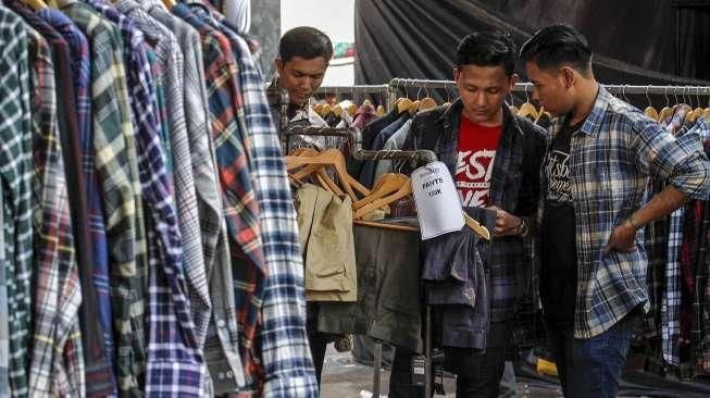 Pameran JakCloth di Parkir Timur Senayan