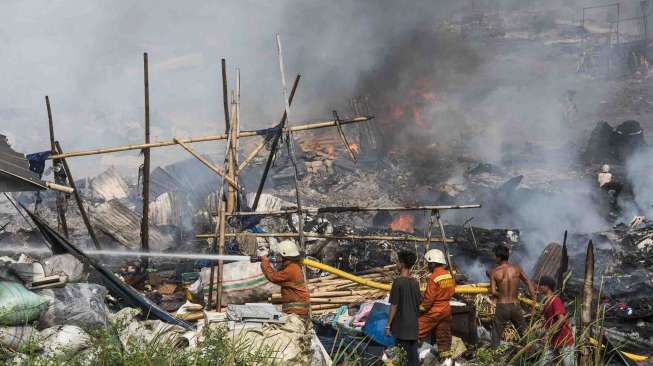 Kebakaran Lapak Pemulung