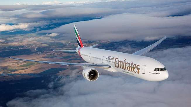 Pesawat Emirates Airline Boeing 777-300 ER