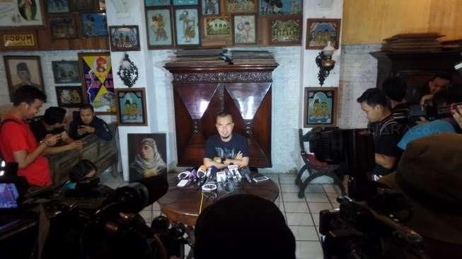 Ahmad Dhani Langsung Talak 3 Maia