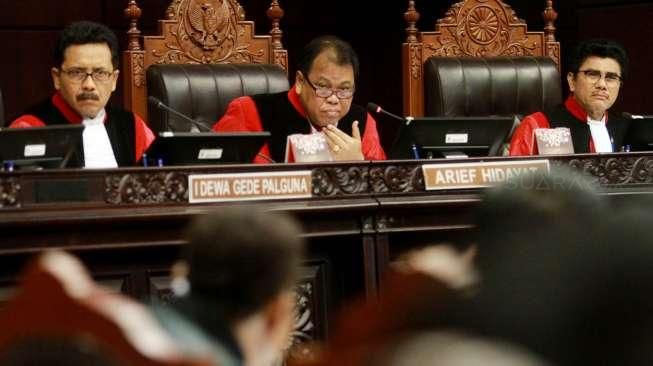 MK menggelar persidangan 147 perkara PHP kepala daerah 2015 yang terbagi ke dalam tiga panel hakim.