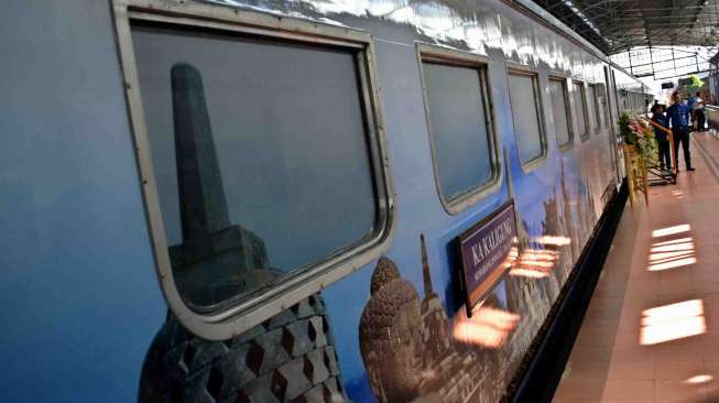  Interior dan eksterior kereta api ekonomi tersebut dihiasi dengan berbagai ornamen bertema Candi Borobudur.