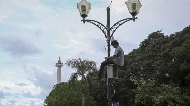 Ribuan Lampu  Akan Dipasang di Monas