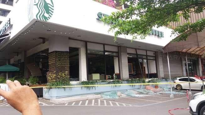 Pasca Ledakan Di Sarinah, Starbuck Rusak Parah