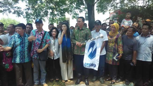 Ahok Akan Gratiskan Transjakarta untuk Warga Rusun