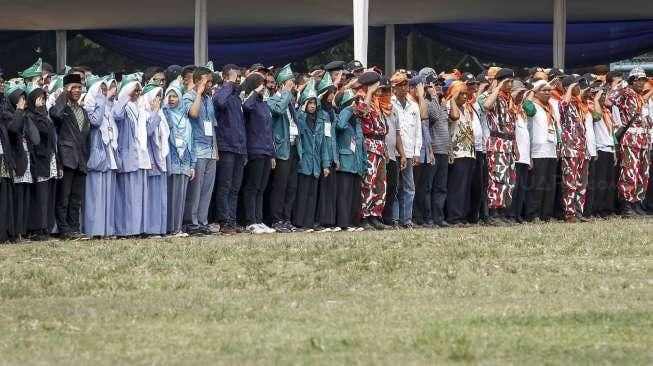 Ribuan elemen masyarakat melakukan Apel Kebhinekaan Lintas Iman Bela Negara di Lapangan Banteng, Jakarta, Minggu (17/1/2016). [Suara.com/Kurniawan Mas'ud]