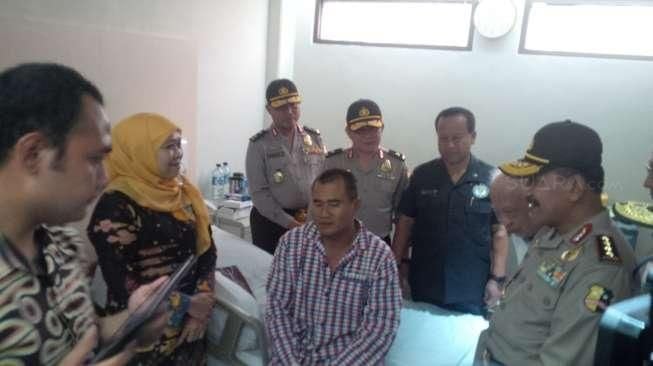 Kapolri dan Mensos Jenguk Korban Serangan Teroris di RS