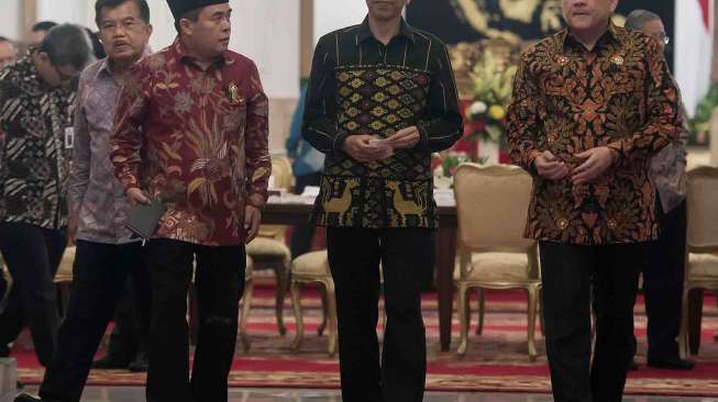 Siang Ini, Jokowi Lantik Tujuh Gubernur di Istana Negara