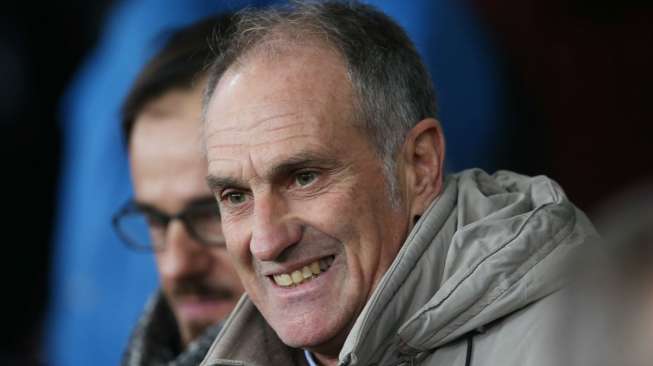 Para Pemain Swansea Cari Tahu Soal Guidolin Lewat Google