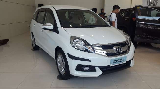 Honda Mobilio Baru Andalkan Dashboard Canggih