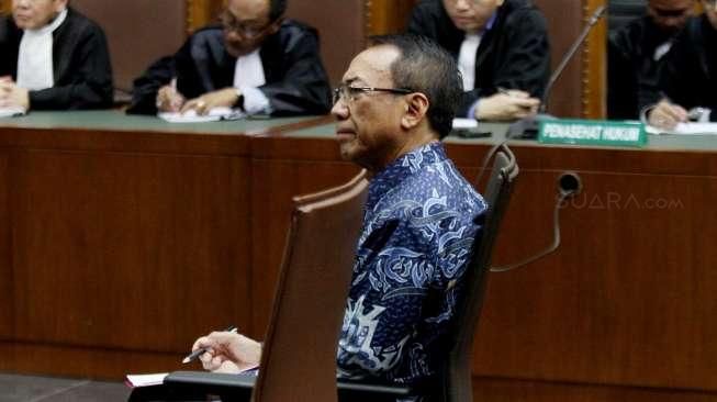 Mantan Menteri ESDM Jero Wacik menjalani sidang tuntutan di Pengadilan Tipikor, Jakarta, Kamis (21/1/2016). [Suara.com/Oke Atmaja]