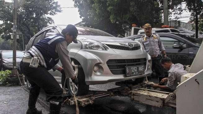 BLUD Parkir DKI Jakarta melalui Peraturan Gubernur (Pergub) berencana menaikkan denda parkir hingga Rp3 juta.  