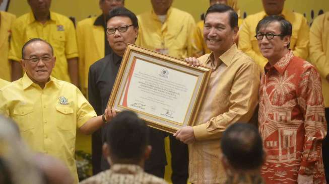 Dua Kubu Golkar Tetap Jalankan Munas Meski Ada Putusan MA