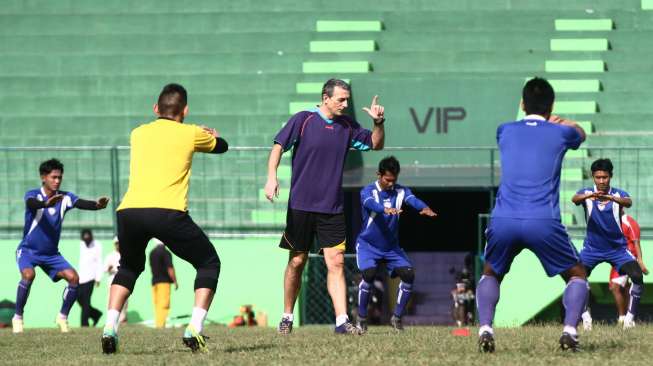 Seslija Tidak Berani Tergetkan Trofi Buat Arema di Ajang PGK