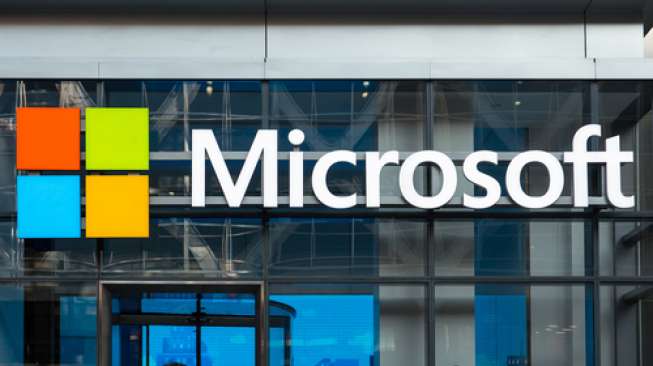 Logo dan nama merek Microsoft (Shutterstock).