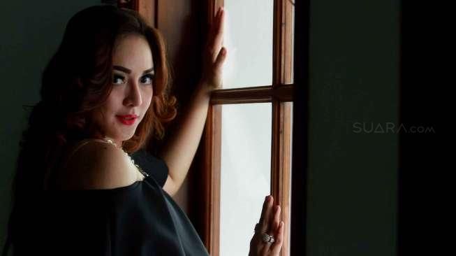 Regina mengaku takut untuk minum kopi setelah mengikuti perkembangan kasus pembunuhan Wayan Mirna.