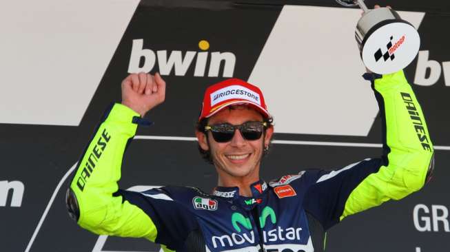 Valentino Rossi Dipastikan Bersama Yamaha hingga Musim 2018