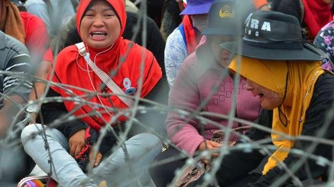 Nasib Guru Honorer di Hari Guru, Dipuji Bak Pahlawan, Diupah di Bawah UMR