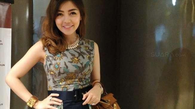 Ditanya Soal Perceraiannya, Begini Reaksi Bella Sophie