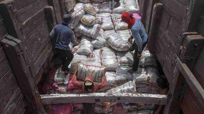 Pasokan Beras Naik 100 Persen