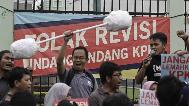 Batalkan Revisi UU KPK