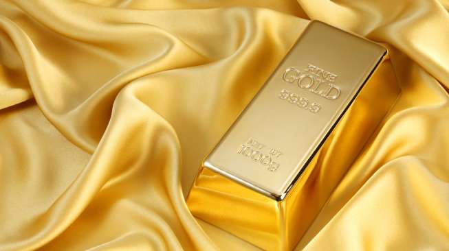Ilustrasi emas batang [Shutterstock]
