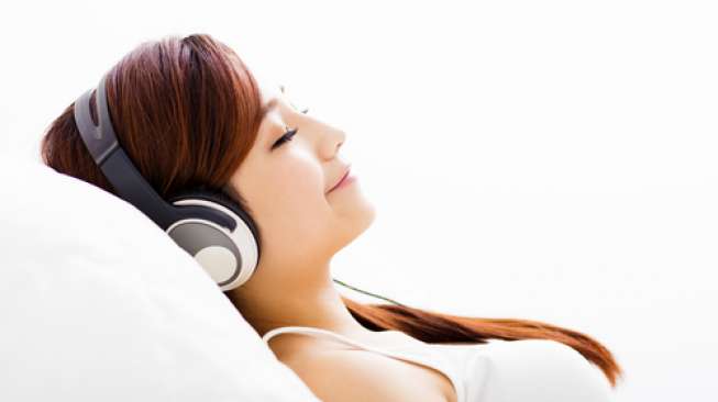 Insomnia? Ini 10 Lagu Terbaik Ini yang Bikin Anda Cepat Tertidur