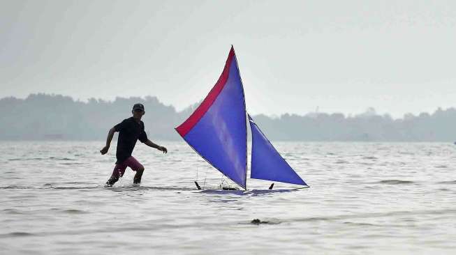 Lomba Perahu Jong