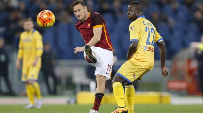 Totti: Saya Tidak Bisa Bertahan di Roma Seperti Ini