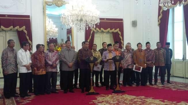 Usai Jumpa Pimpinan DPR, Jokowi Umumkan Tunda Revisi UU KPK