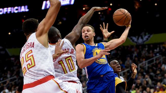 Benamkan Hawks, Warriors Ukir Sejarah Baru NBA